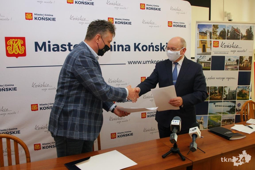 Końskie: Umowy na rynek, muzeum i park podpisane! [WIDEO, zdjęcia]