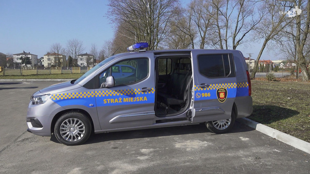 Konecka straż miejska ma nowe auto [wideo, zdjęcia]