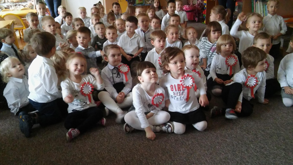 Przedszkole nr 4 z Końskich. Bawi i edukuje! [wideo, zdjęcia]