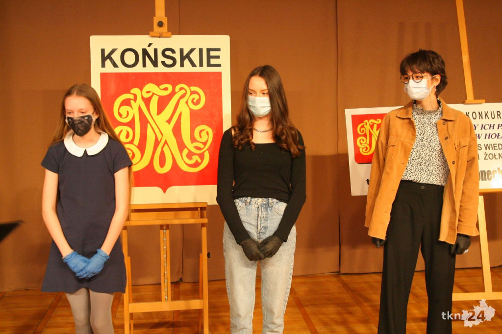 Końskie: Nagrodzono uczestników gminnego konkursu o Żołnierzach Wyklętych [wideo, zdjęcia]