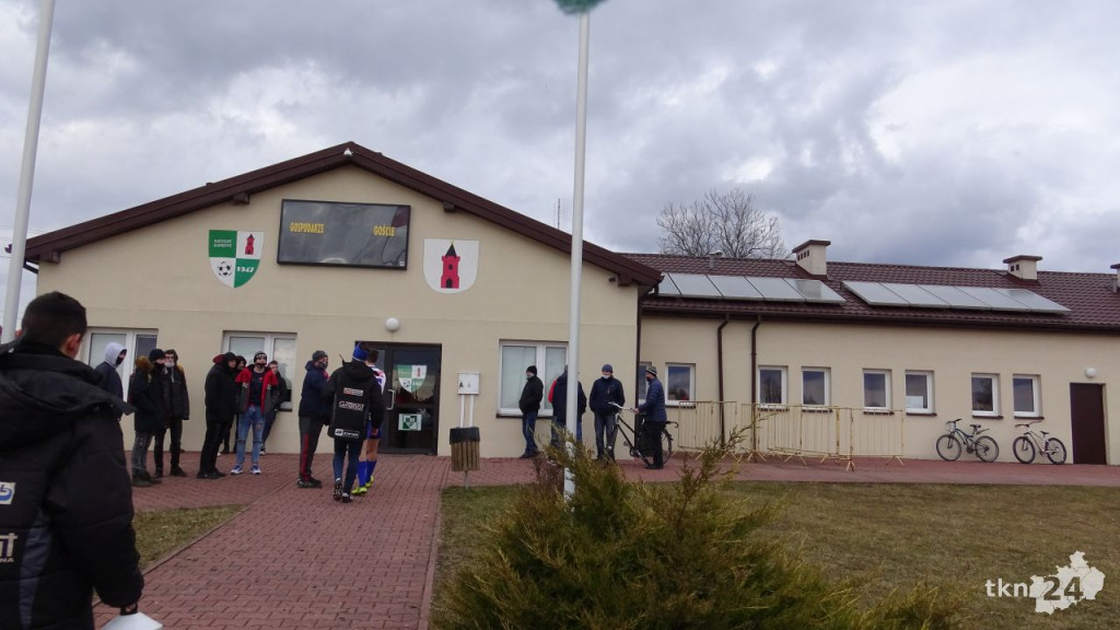 0:6 na start wiosny. Porażka Partyzanta [wideo, zdjęcia]
