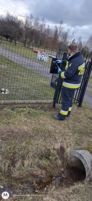 Strażacy z powiatu koneckiego zachęcają do szczepień przeciwko COVID-19 [zdjęcia]