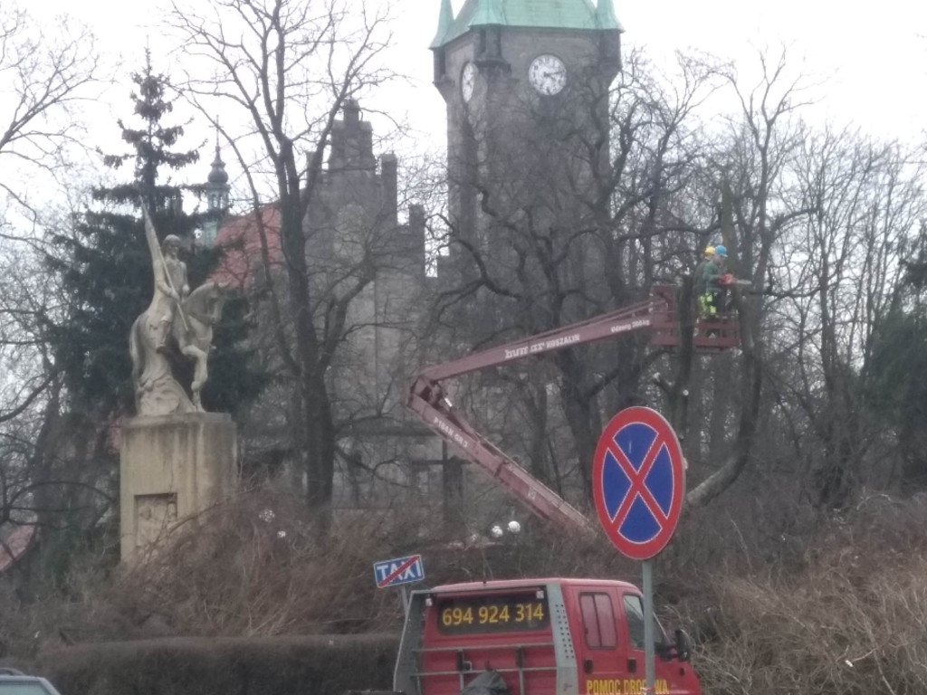 Ruszyła rewitalizacja rynku. Na start kontrowersje [wideo, zdjęcia]