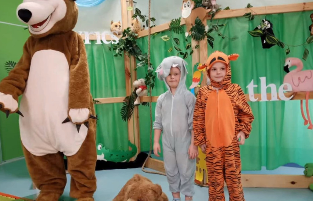 Przedszkolaki ze Smykowa w anglojęzycznym przedstawieniu [wideo, zdjęcia]