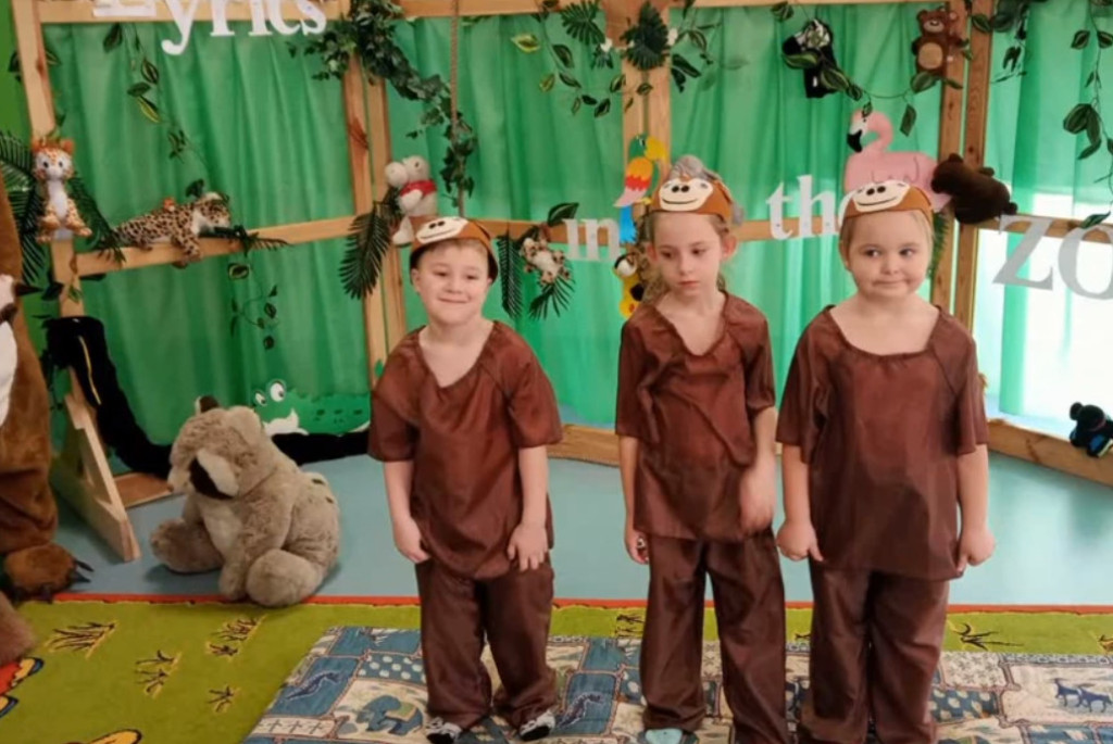 Przedszkolaki ze Smykowa w anglojęzycznym przedstawieniu [wideo, zdjęcia]