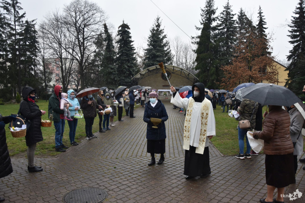 W koneckich parafiach tradycyjnie poświęcono pokarmy [fotorelacja]