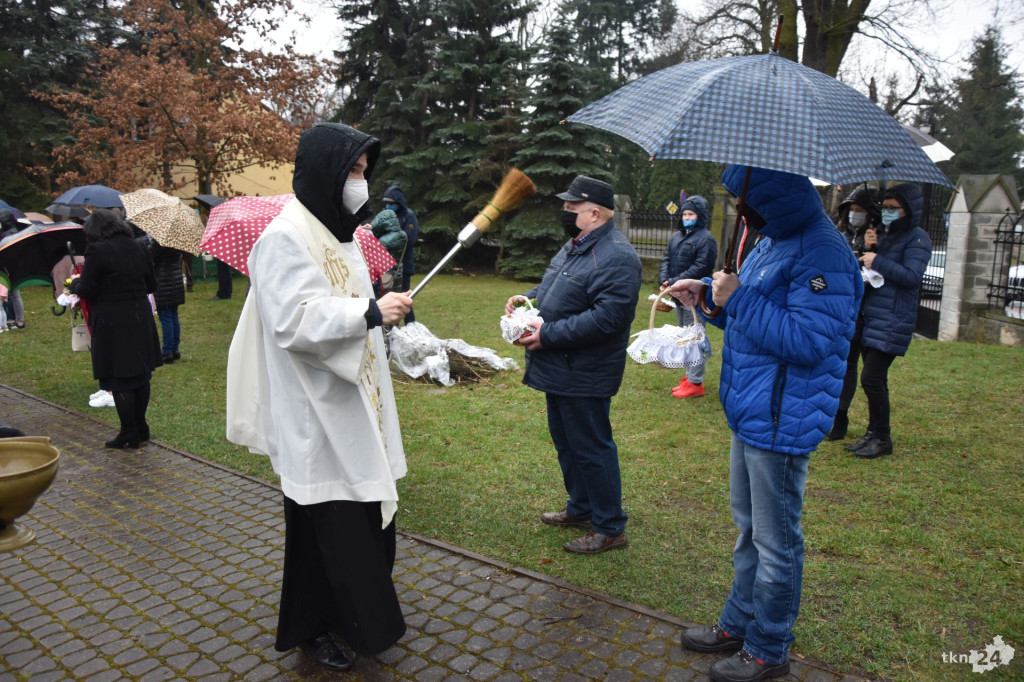 W koneckich parafiach tradycyjnie poświęcono pokarmy [fotorelacja]