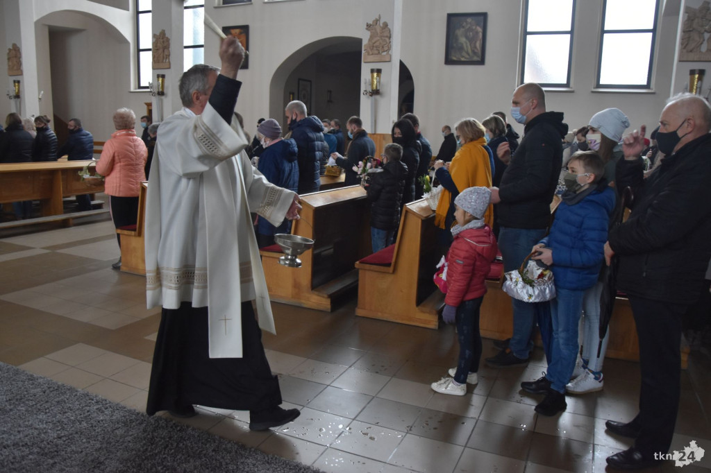 W koneckich parafiach tradycyjnie poświęcono pokarmy [fotorelacja]