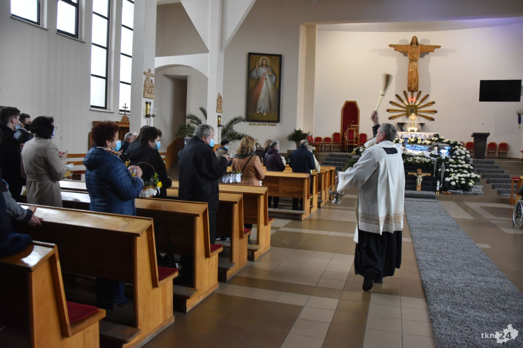 W koneckich parafiach tradycyjnie poświęcono pokarmy [fotorelacja]