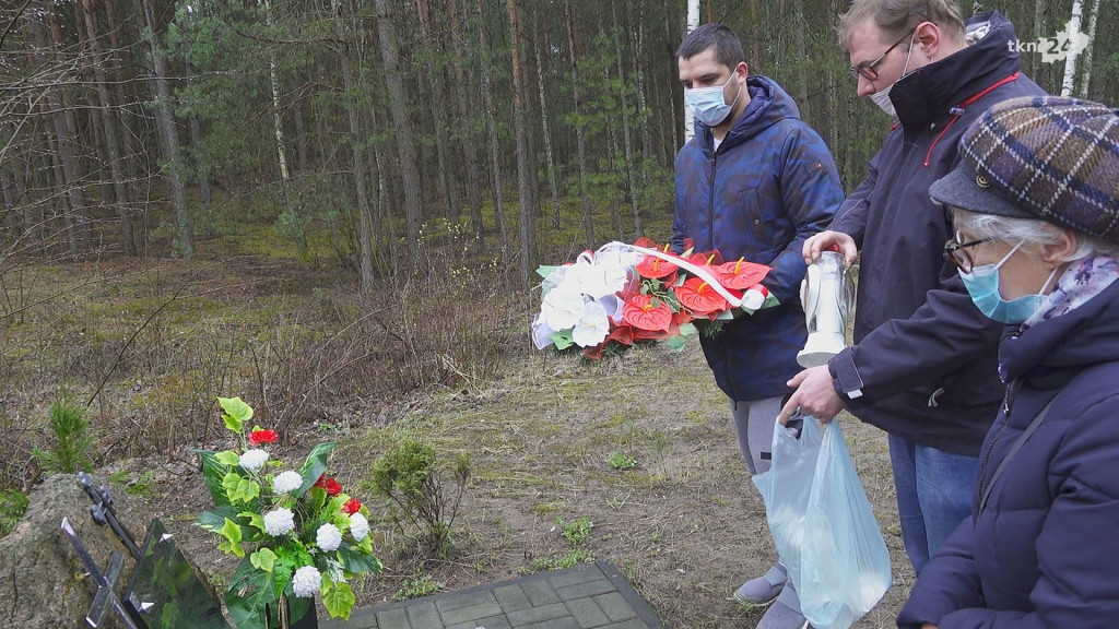 W 77 lat po mordzie w Młynku Nieświńskim [wideo, zdjęcia]