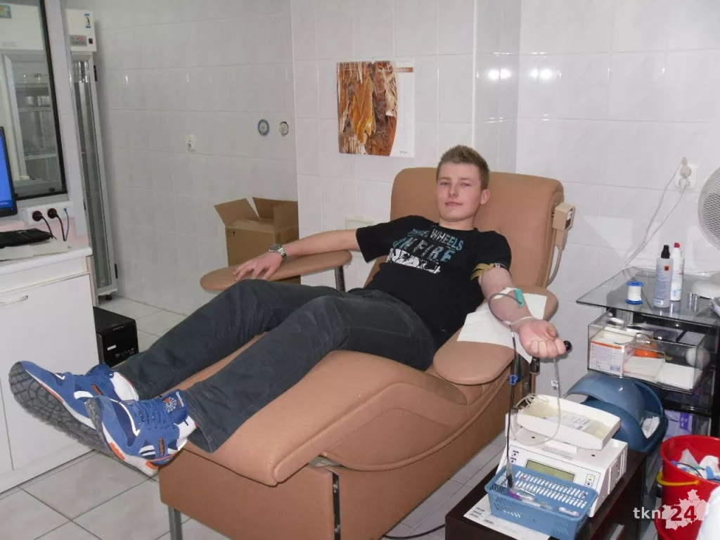 `Pomagamy pomagać`. Tak działa wolontariat w II LO [zdjęcia]