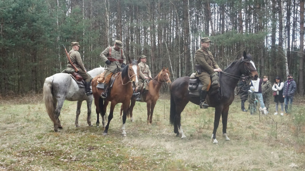 Rajd Hubalczyków w Zychach na 81. rocznicę śmierci Hubala [wideo, zdjęcia]