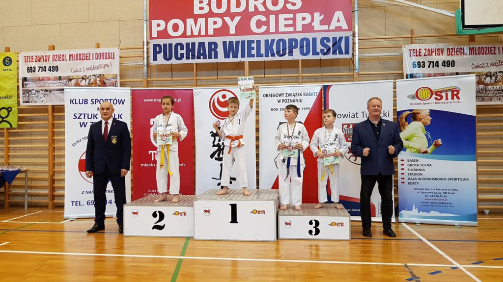 Karatecy z Niekłania Wielkiego z 4 medalami w Turku [zdjęcia]