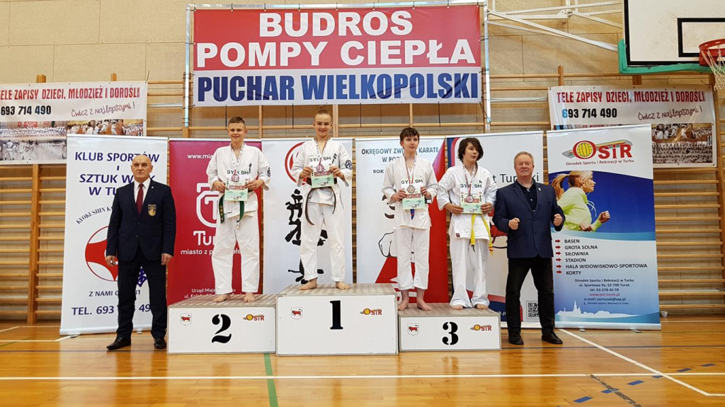 Karatecy z Niekłania Wielkiego z 4 medalami w Turku [zdjęcia]