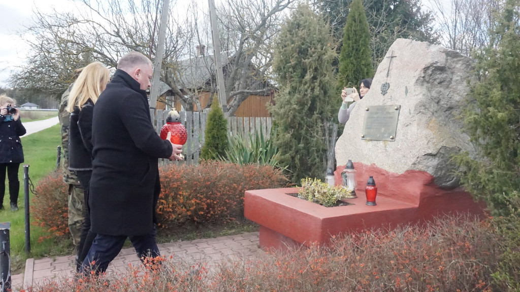Rajd Hubalczyków w Zychach na 81. rocznicę śmierci Hubala [wideo, zdjęcia]