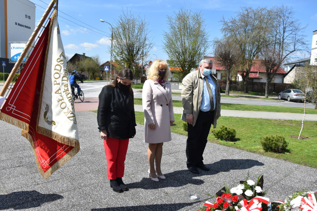 Uczniowie, leśnicy i włodarze uczcili pamięć o Hubalu [zdjęcia]