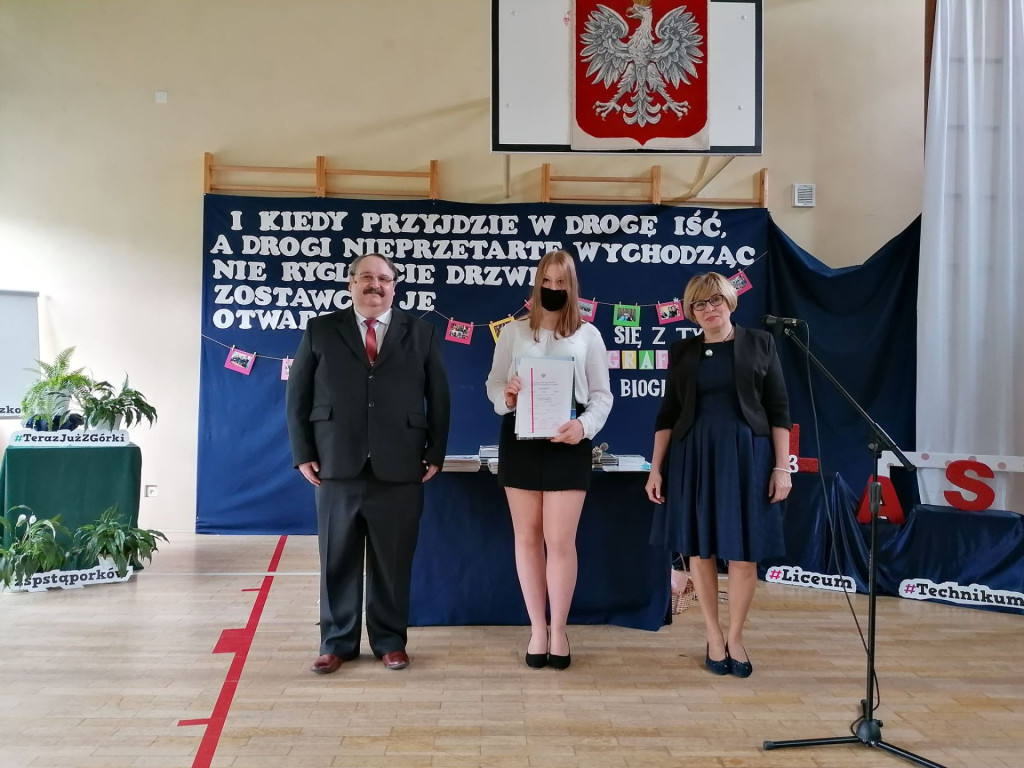 W stąporkowskiej `Górce` pożegnali maturzystów [zdjęcia]