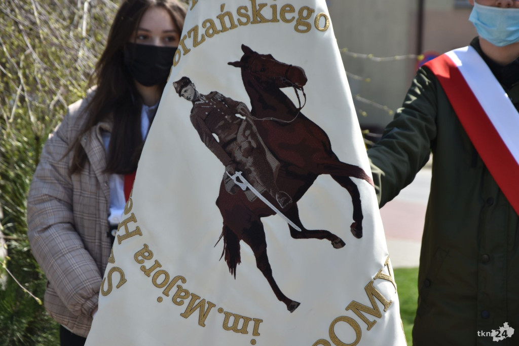 Uczniowie, leśnicy i włodarze uczcili pamięć o Hubalu [zdjęcia]