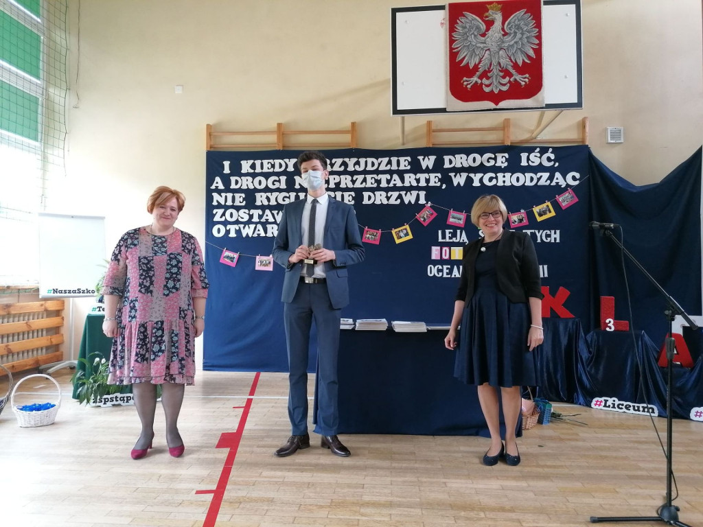 W stąporkowskiej `Górce` pożegnali maturzystów [zdjęcia]