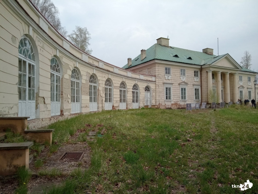 Powiat rajdem rowerowym uświetnił obchody 230 rocznicy Uchwalenia Konstytucji 3 Maja [wideo, zdjęcia]