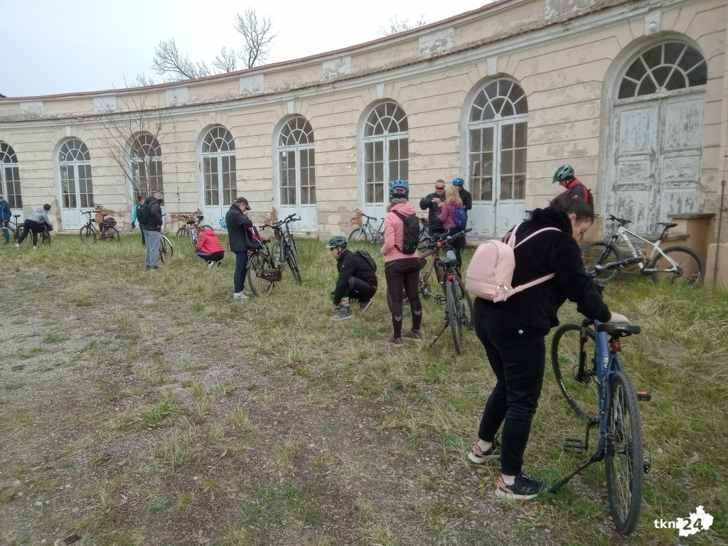 Powiat rajdem rowerowym uświetnił obchody 230 rocznicy Uchwalenia Konstytucji 3 Maja [wideo, zdjęcia]