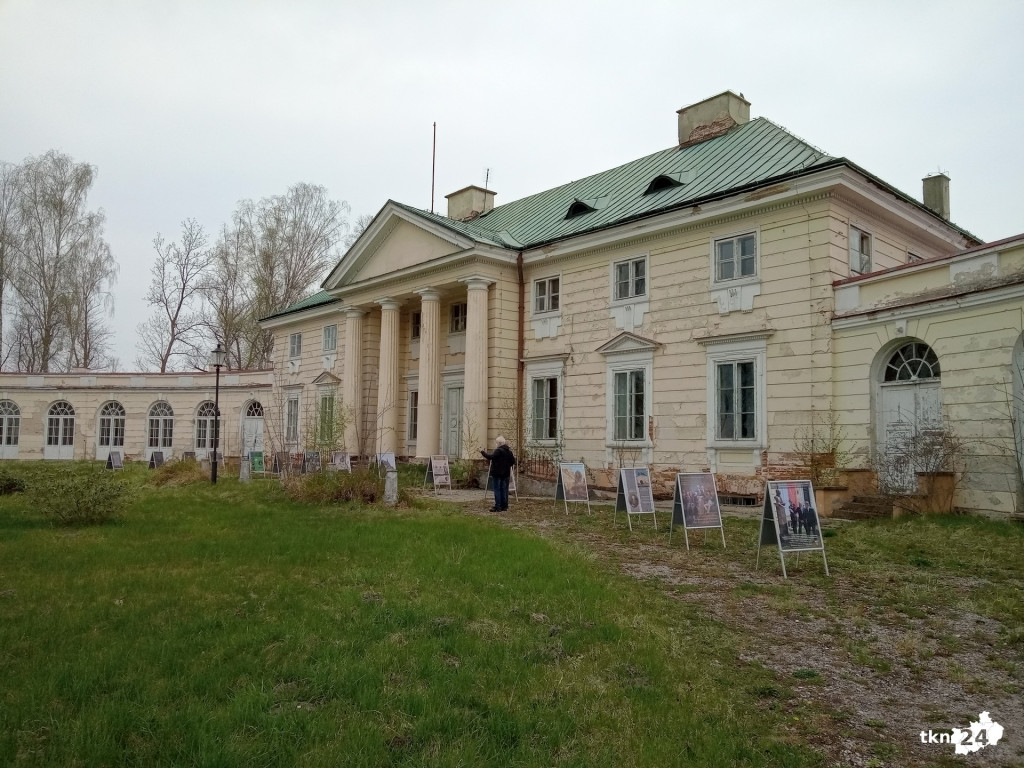 Powiat rajdem rowerowym uświetnił obchody 230 rocznicy Uchwalenia Konstytucji 3 Maja [wideo, zdjęcia]
