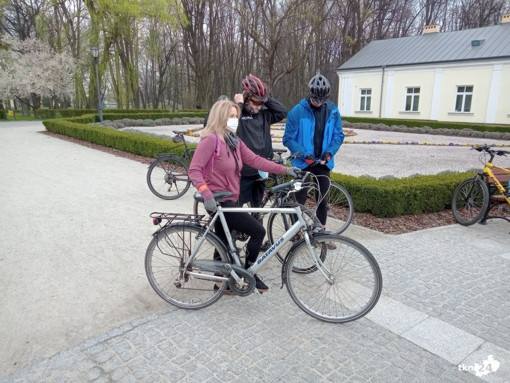 Powiat rajdem rowerowym uświetnił obchody 230 rocznicy Uchwalenia Konstytucji 3 Maja [wideo, zdjęcia]