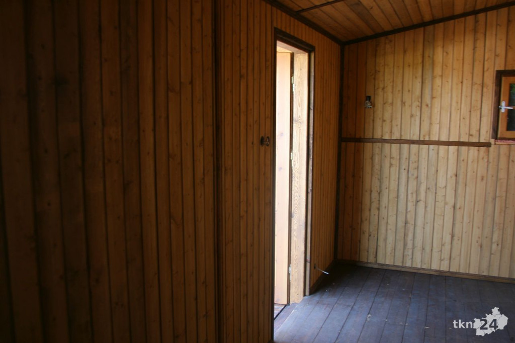 Solidne ręcznie robione domki na sprzedaż. Do obejrzenia w Modliszewicach [zdjęcia]