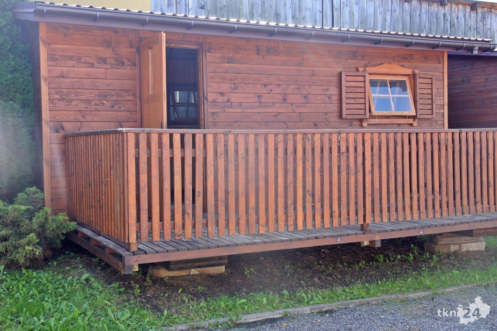 Solidne ręcznie robione domki na sprzedaż. Do obejrzenia w Modliszewicach [zdjęcia]