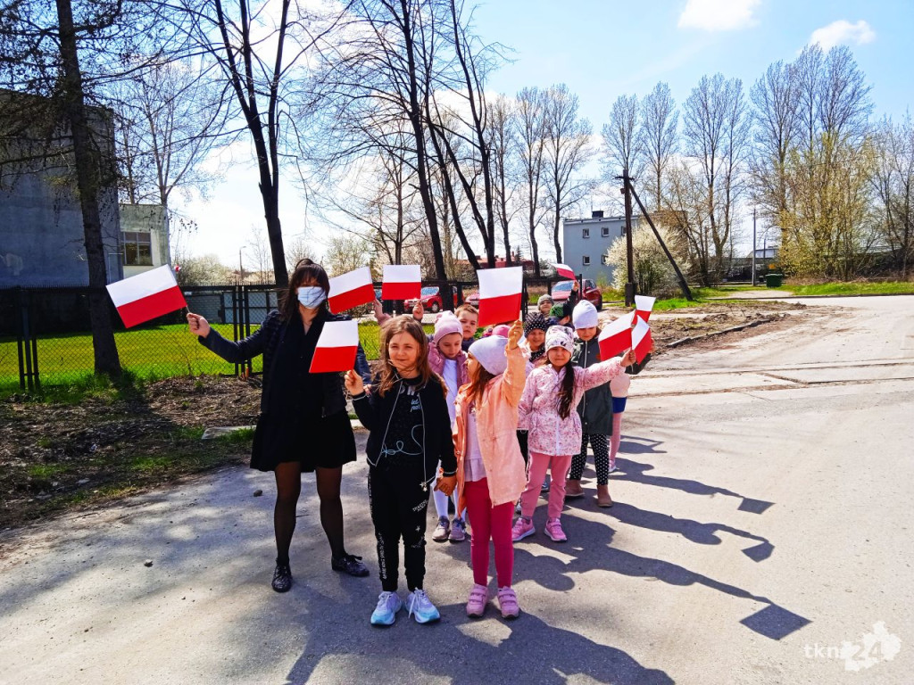 Biało-czerwono w Bajkowej Krainie [fotorelacja