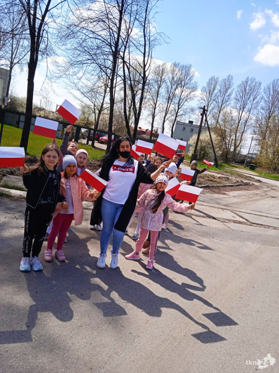 Biało-czerwono w Bajkowej Krainie [fotorelacja