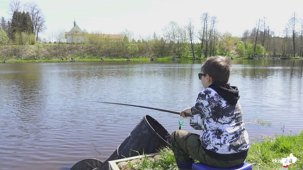 Wędkarze zaczęli sezon i pomagali chorej [wideo, zdjęcia]