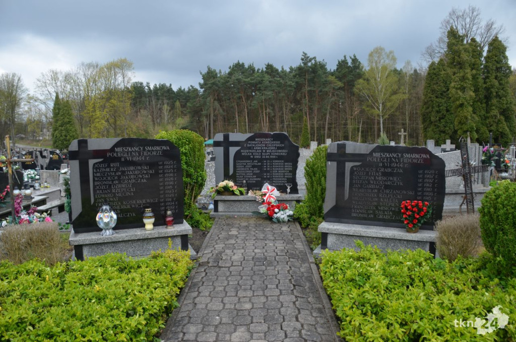 Przedstawiciele gminy Końskie pamiętają o bohaterach II wojny światowej [zdjęcia]