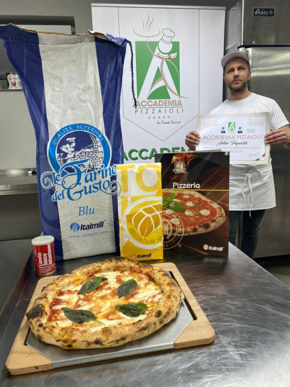 Włoska pizza z Rudy Malenieckiej. San Vito Lo Capo [MENU, zdjęcia]