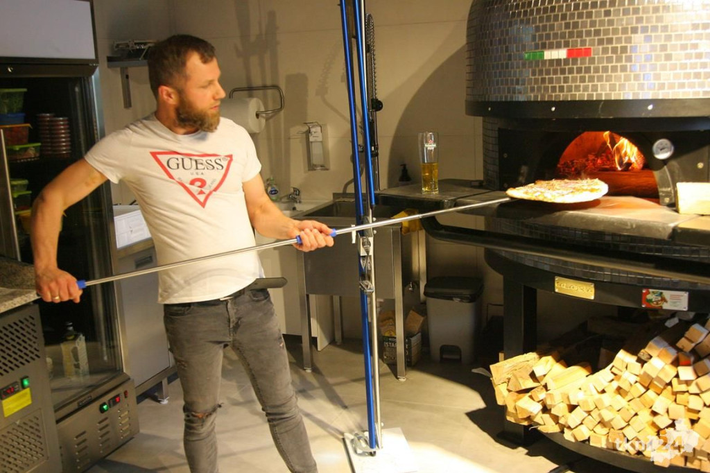 Włoska pizza z Rudy Malenieckiej. San Vito Lo Capo [MENU, zdjęcia]