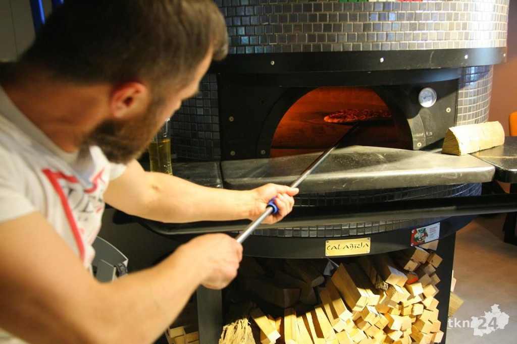 Włoska pizza z Rudy Malenieckiej. San Vito Lo Capo [MENU, zdjęcia]