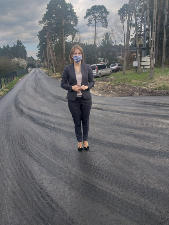 Droga Czarniecka Góra-Poręba już na ukończeniu [zdjęcia]