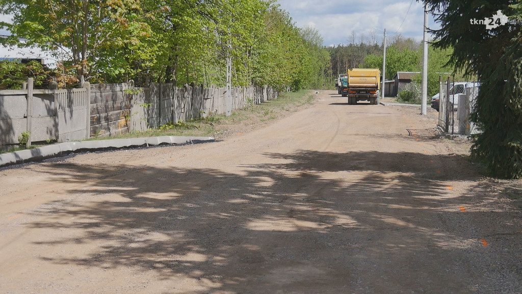 Ruda Maleniecka: Wyczekiwana droga niemal wybudowana [wideo, zdjęcia]
