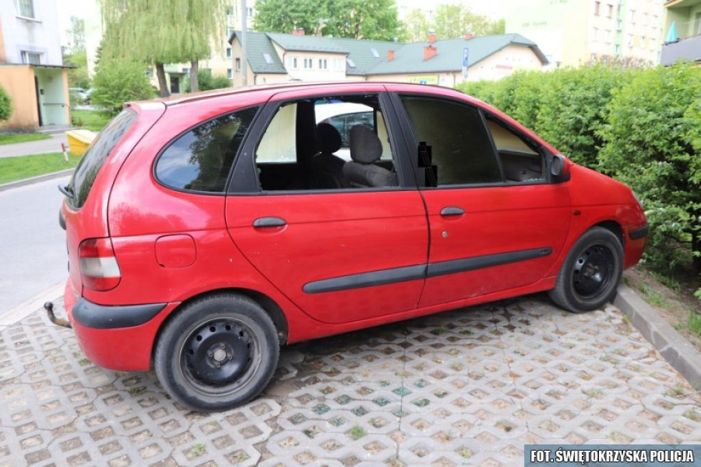 Zatrzymany za podpalenie samochodu [zdjęcia]