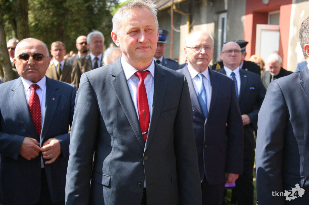 Barycz: Tablica odsłonięta, medale wręczone [wideo, zdjęcia]