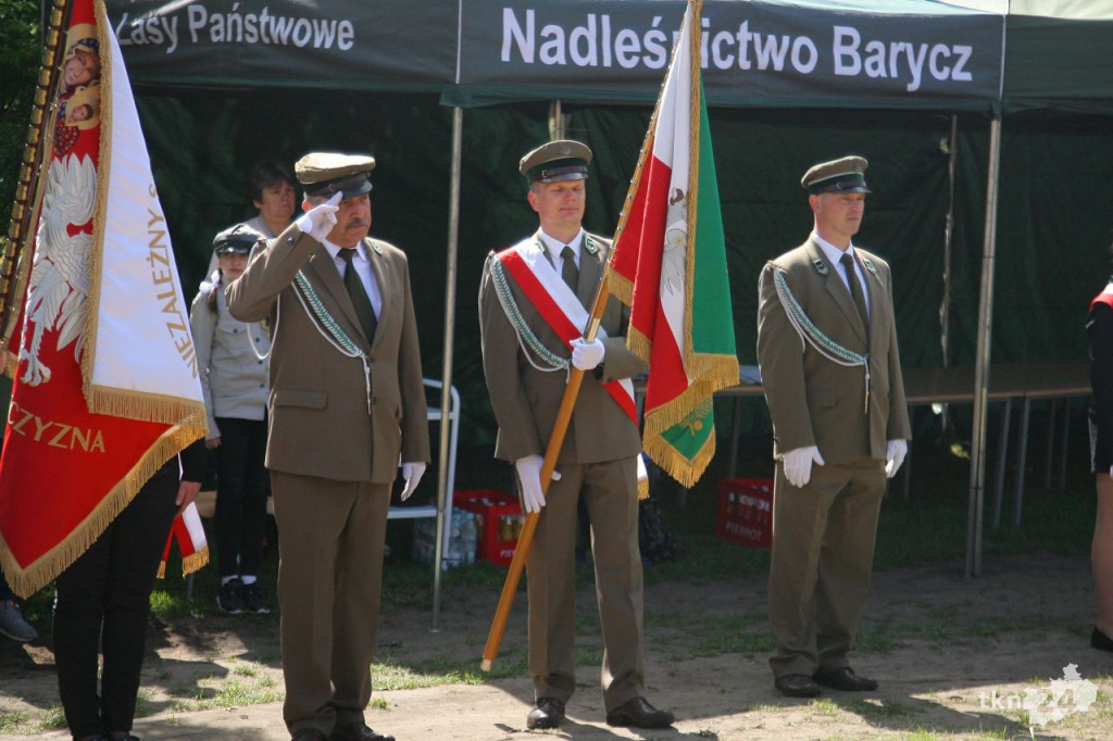 Barycz: Tablica odsłonięta, medale wręczone [wideo, zdjęcia]