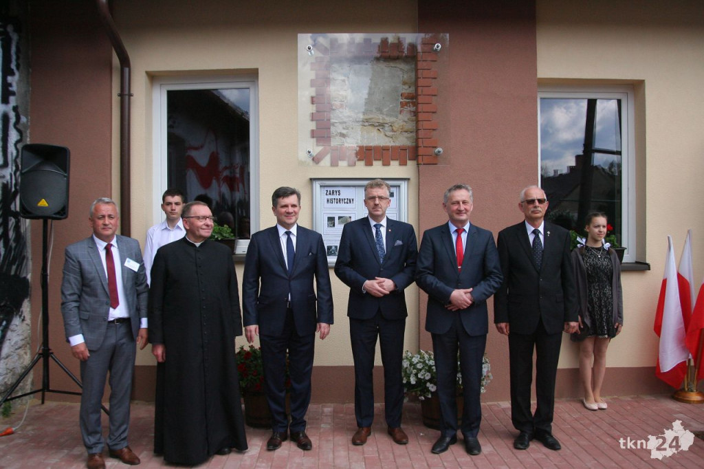 Barycz: Tablica odsłonięta, medale wręczone [wideo, zdjęcia]
