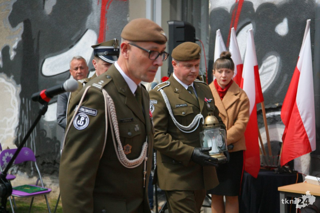 Barycz: Tablica odsłonięta, medale wręczone [wideo, zdjęcia]