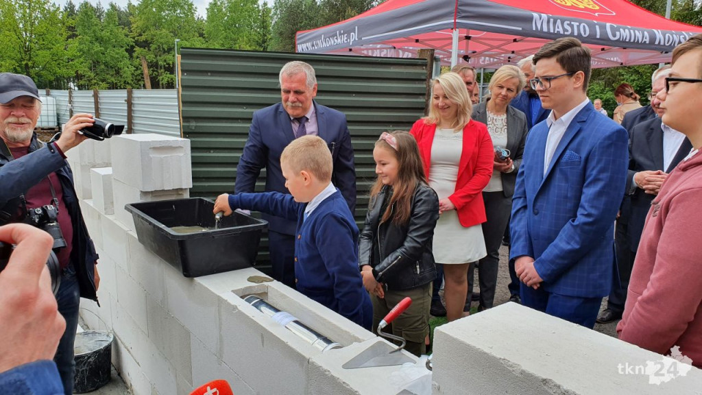 Bedlno będzie miało przedszkole i halę sportową. Inwestycję rozpoczęto [wideo, zdjęcia]