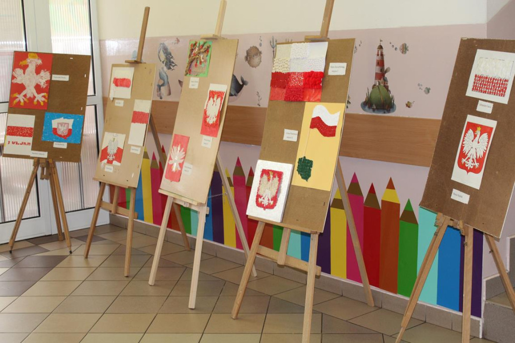 Rozstrzygnięto konkurs plastyczny pn. `Symbole narodowe`
