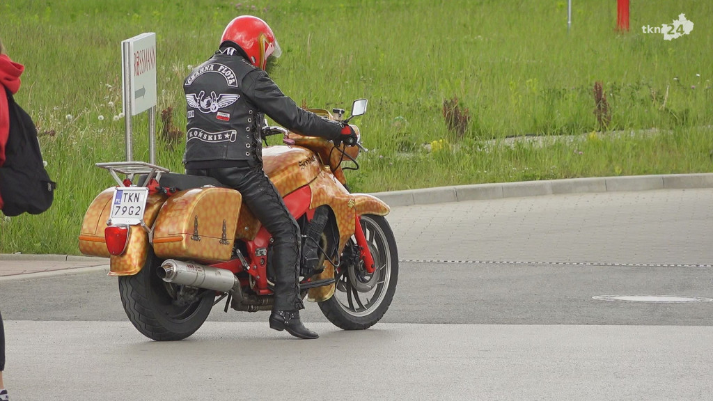 Fani motoryzacji dorzucili się dla Małgosi [wideo, zdjęcia]