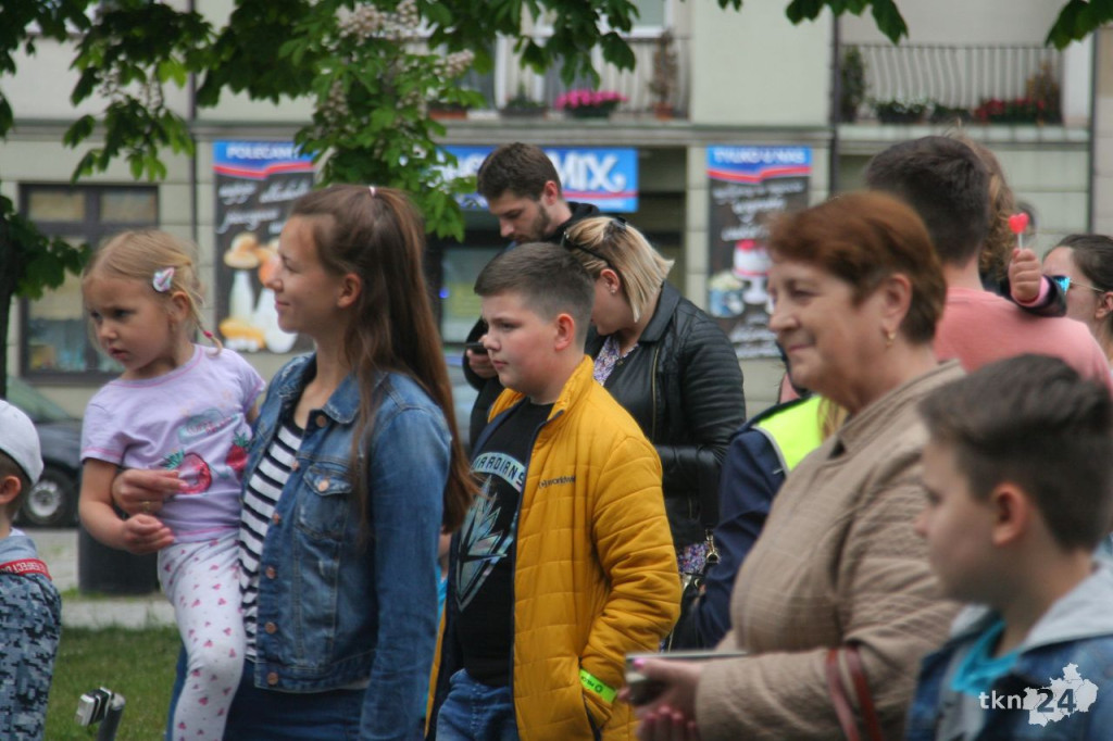 Postacie z bajek opanowały Końskie! To objazdowy Dzień Dziecka [wideo, zdjęcia]
