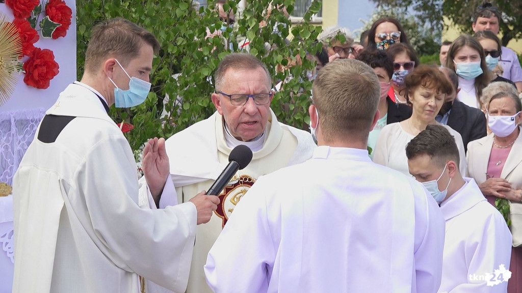 Boże Ciało 2021 w Końskich [wideo, zdjęcia]