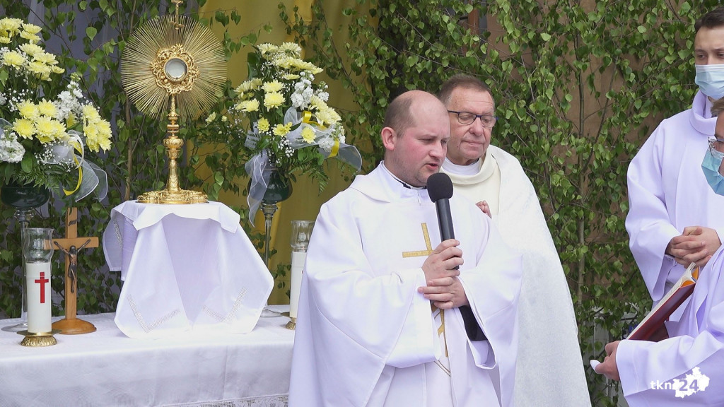 Boże Ciało 2021 w Końskich [wideo, zdjęcia]