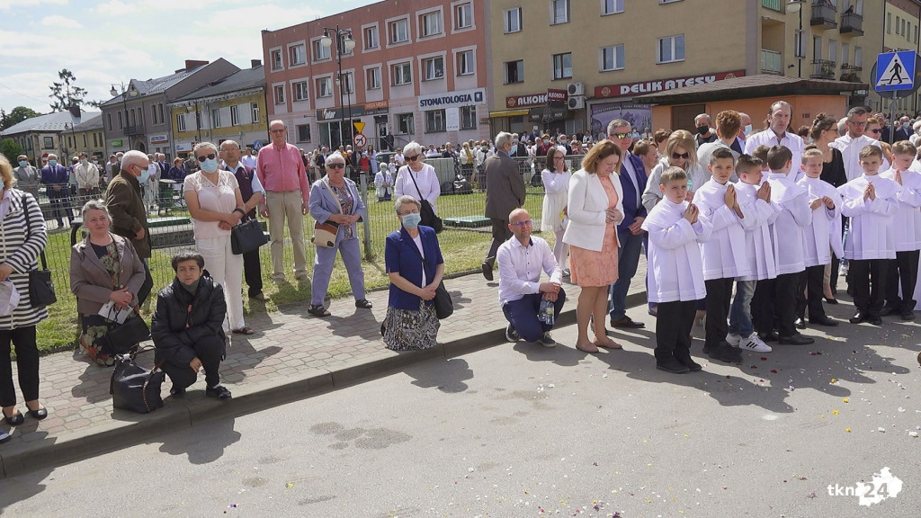 Boże Ciało 2021 w Końskich [wideo, zdjęcia]